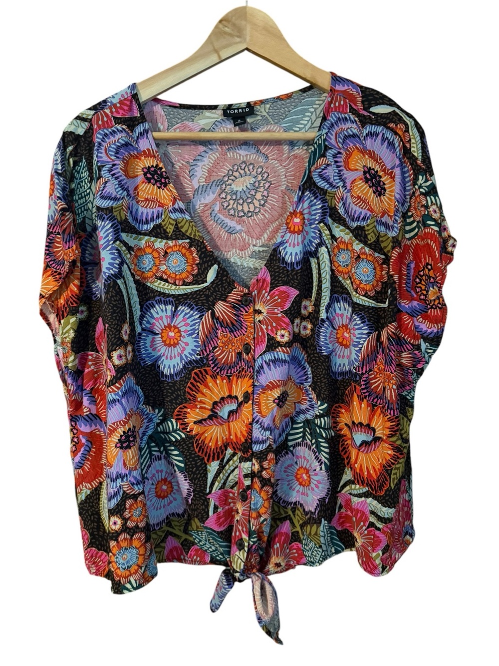 torrid Black Floral Tie-Hem V-Neck Blouse Size 2